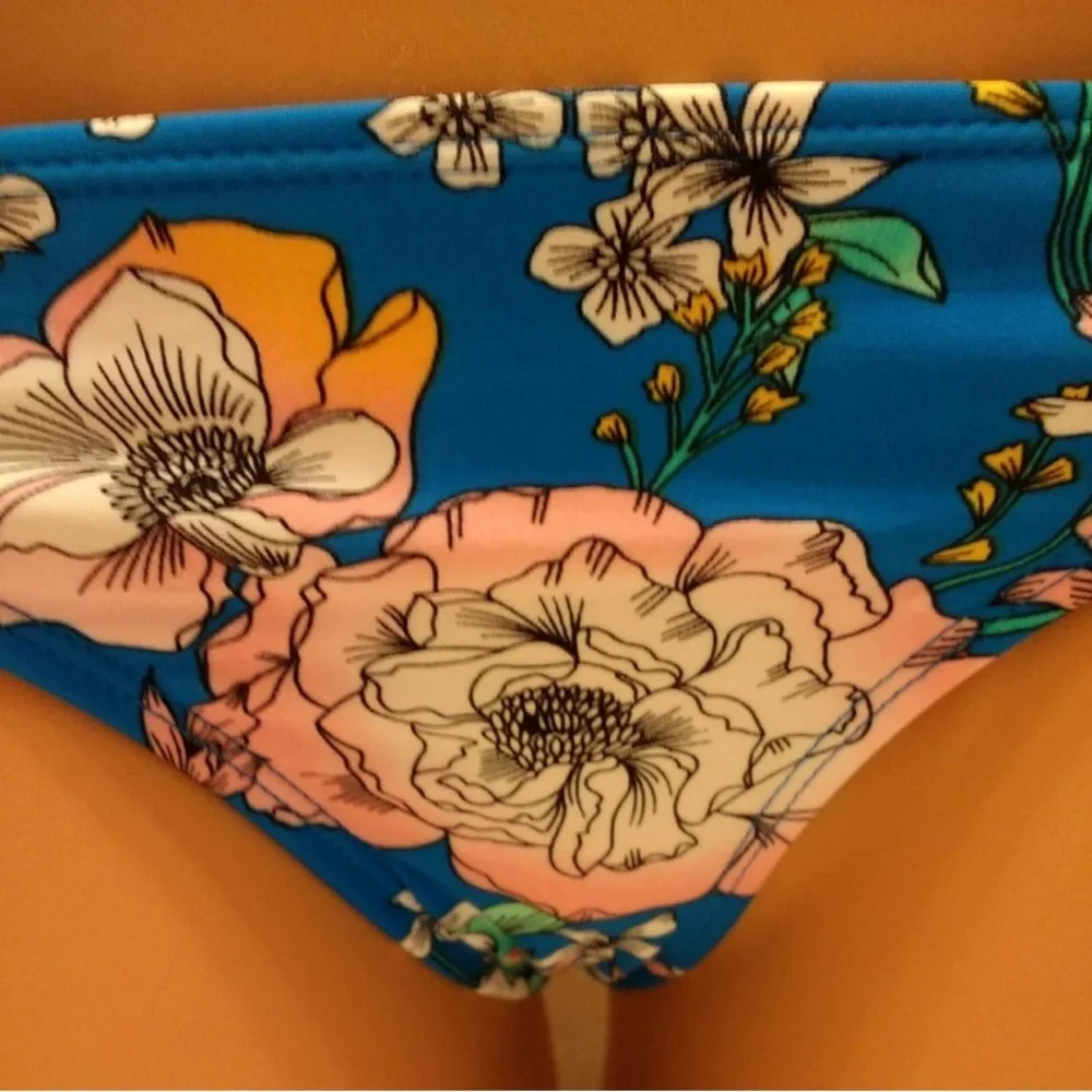 Xhilaration Blue Floral Bikini Bottom